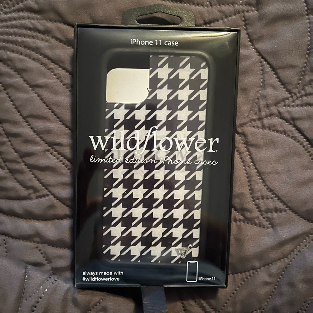 Houndstooth Case